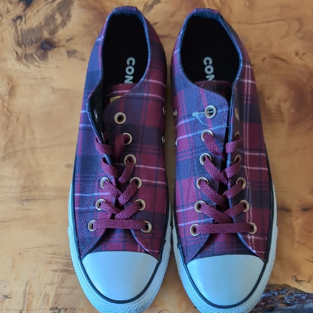 Converse Women Sneakers - Burgundy and Navy Plaid - Picture 2 of 7